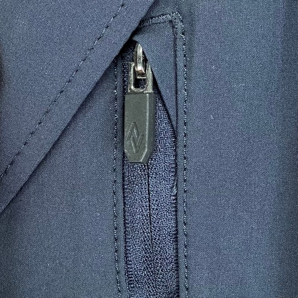 Eddie Bauer‎ TRAVEX Blazer Jacket Mens 40 Dark Navy Performance Stretch 2-Button - Picture 8 of 16